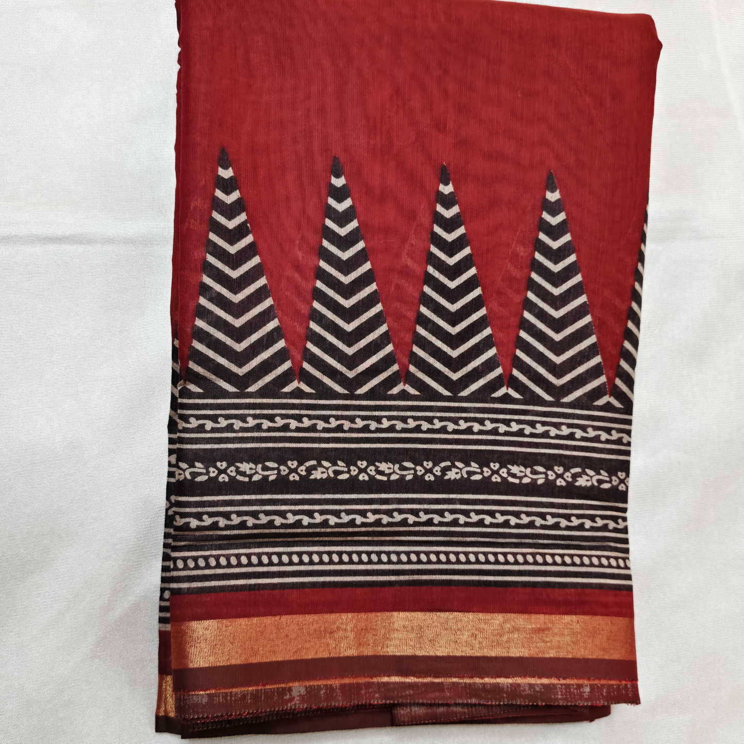 Jamdani cotton maroon designer saree