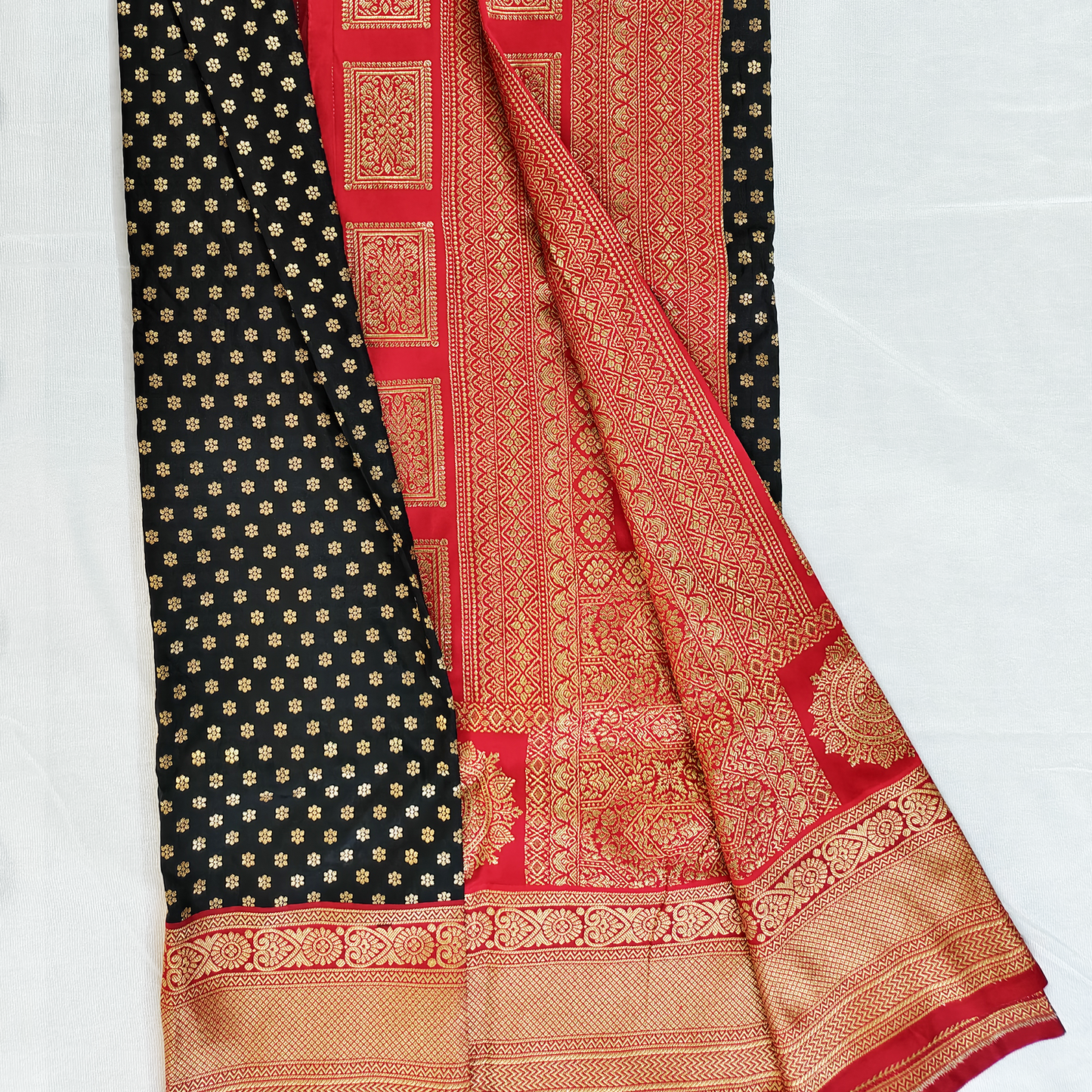 Banarasi soft silk saree with rich pallu