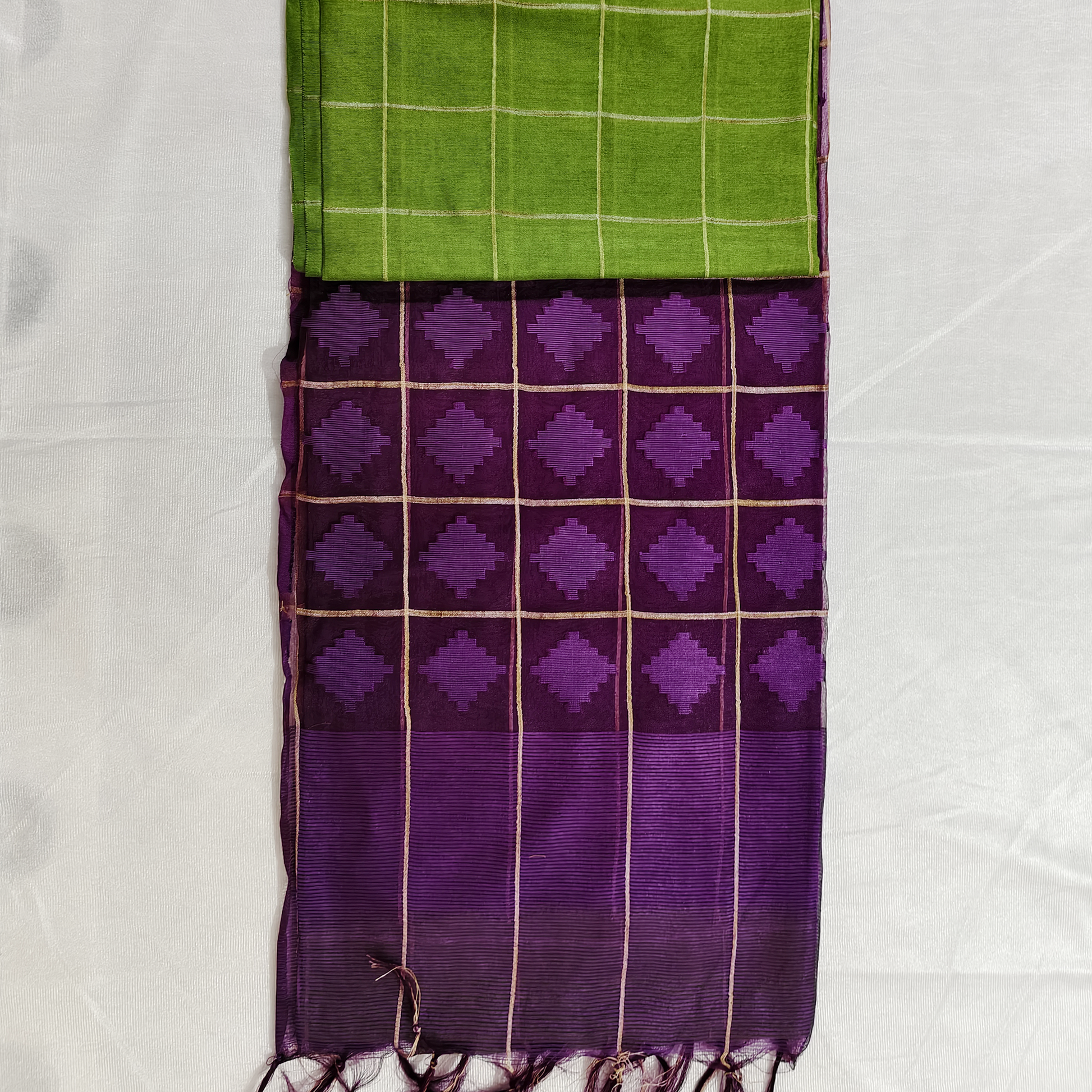 Hakoba silk, pur handloom parrot green and violet saree